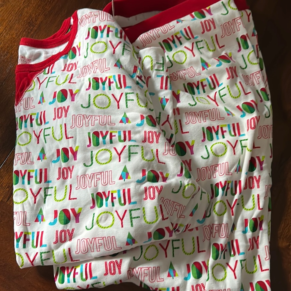 NWT- long sleeve/pants women’s holiday pajama set - 3X